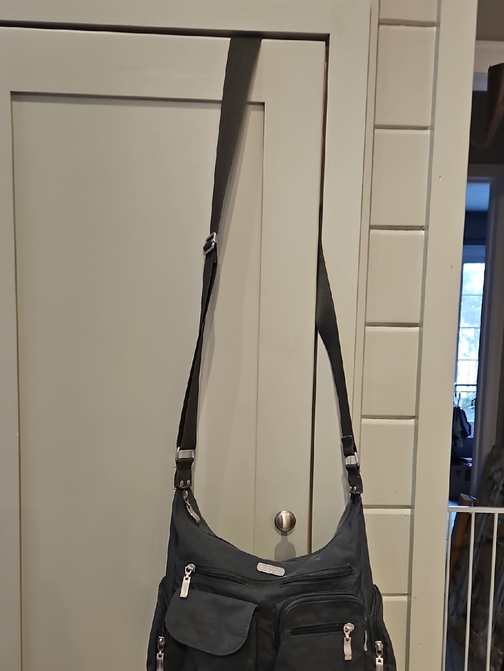 Baggallini Dark Gray Nylon Zip Crossbody Bag with Silver Logo Plate Many Pockets